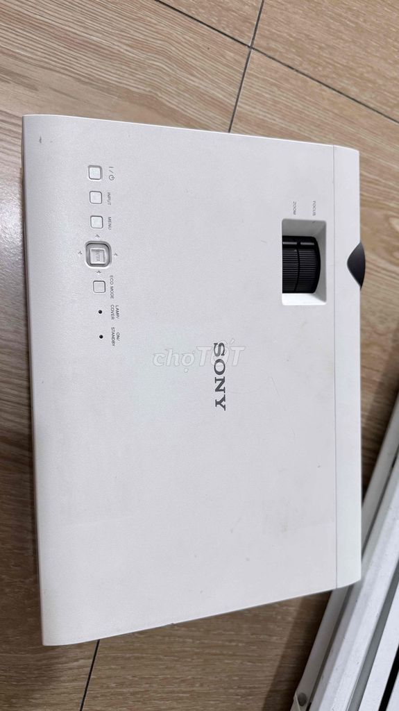 Thanh lý Màn chiếu  Máy chiếu Sony VPL-DX102 Trắng. Mua bán Đồ dùng văn phòng tại Quận 12 Tp Hồ Chí Minh được đăng bởi Tùng Hoàng hình 1
