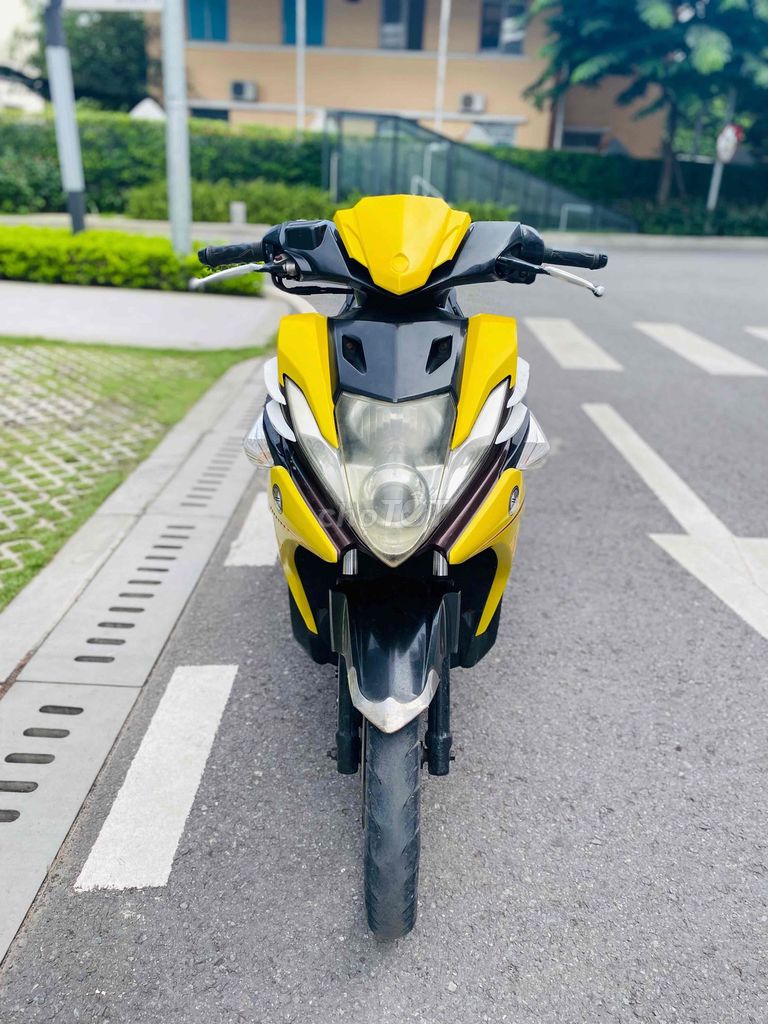 Yamaha Nouvo 5 Vàng đen. Mua bán Xe máy tại Quận 12 Tp Hồ Chí Minh được đăng bởi Luật hình 1