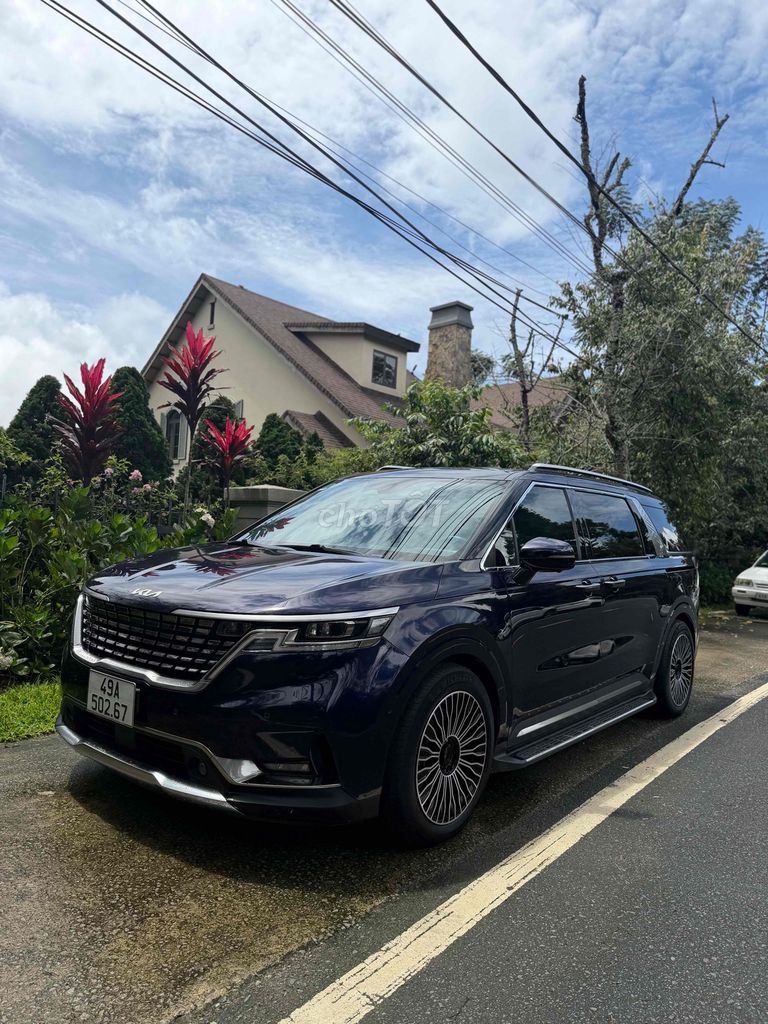 Kia Carnival Signature 2.2D 2022 Синий Кавансайт 7 мест