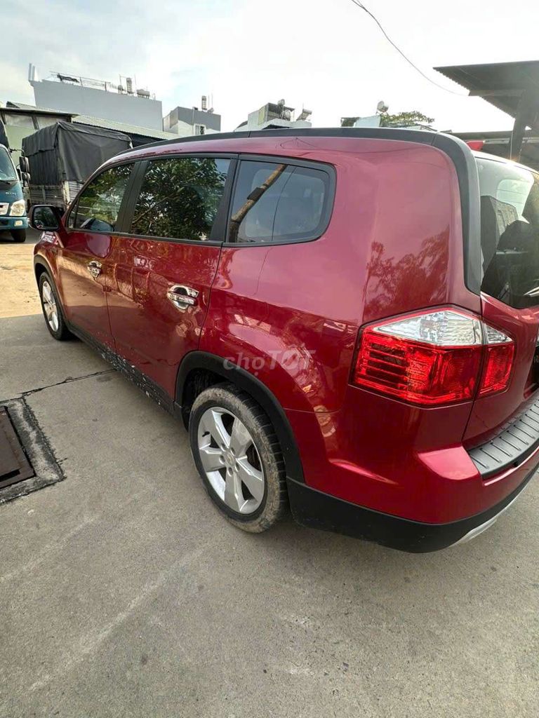 Chevrolet Orlando 2017 механическая Красный