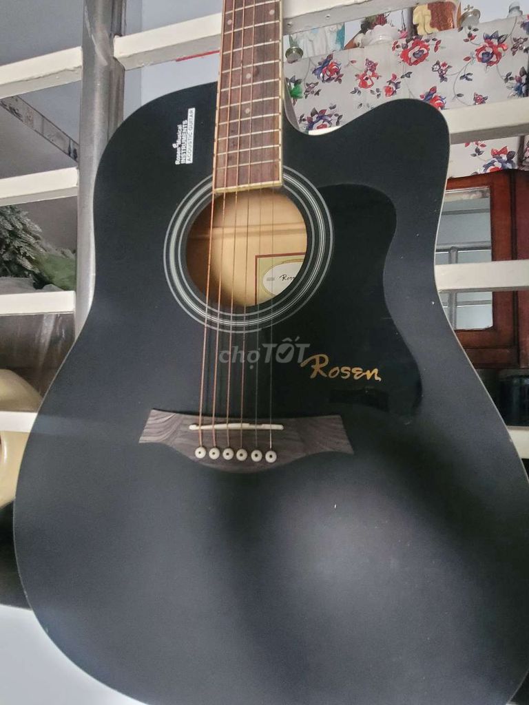 Đàn guitar Rosen gỗ Đen. Mua bán Nhạc cụ tại Quận Bình Thuỷ Cần Thơ được đăng bởi Huỳnh Khắc Nguyện hình 1