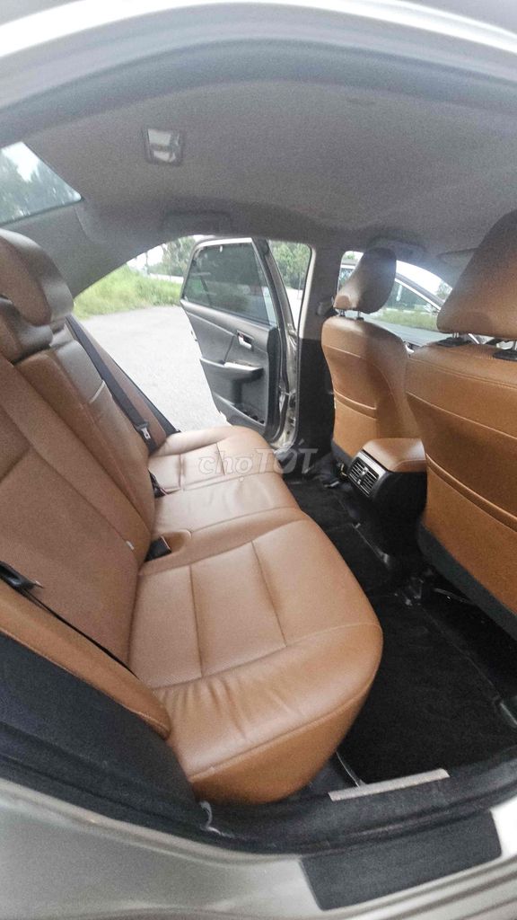 Toyota Camry 2018 2.5Q Vàng cát. Mua bán Ô tô tại Thị xã Bến Cát Bình Dương được đăng bởi Vũ Hiền hình 9
