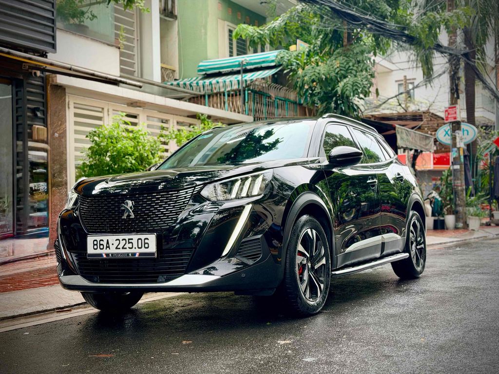 Peugeot 2008 GTLine Sx 6/2022 Odo 15.000 km Lướt