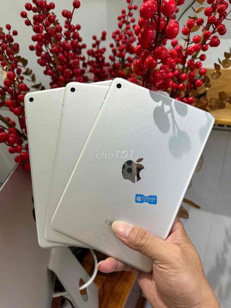 IPAD MINI4 128gb TRẮNG ZIN ĐẸP 99% MÀN 7.9in