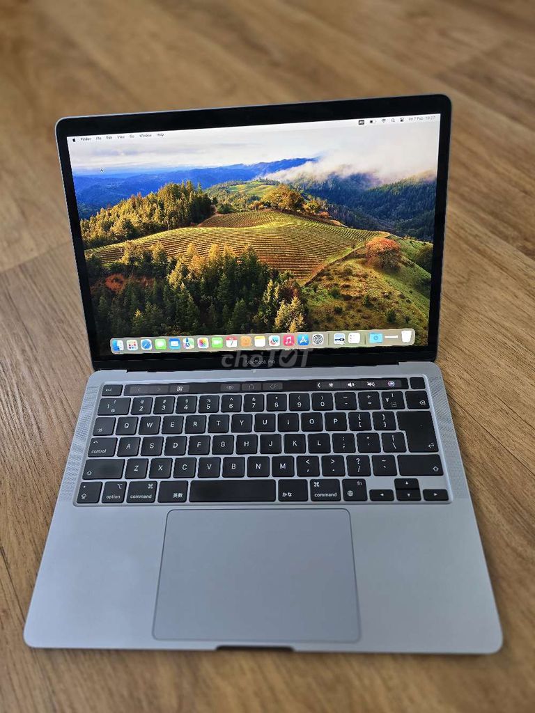 Macbook pro 2020 i7/16g/256G