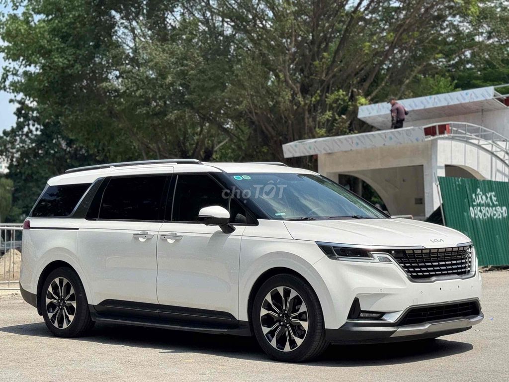 Kia Carnival 2.2D Premium 8 chỗ sx 2022 trắng. Mua bán Ô tô tại Quận Cầu Giấy Hà Nội được đăng bởi Cao Quý hình 3