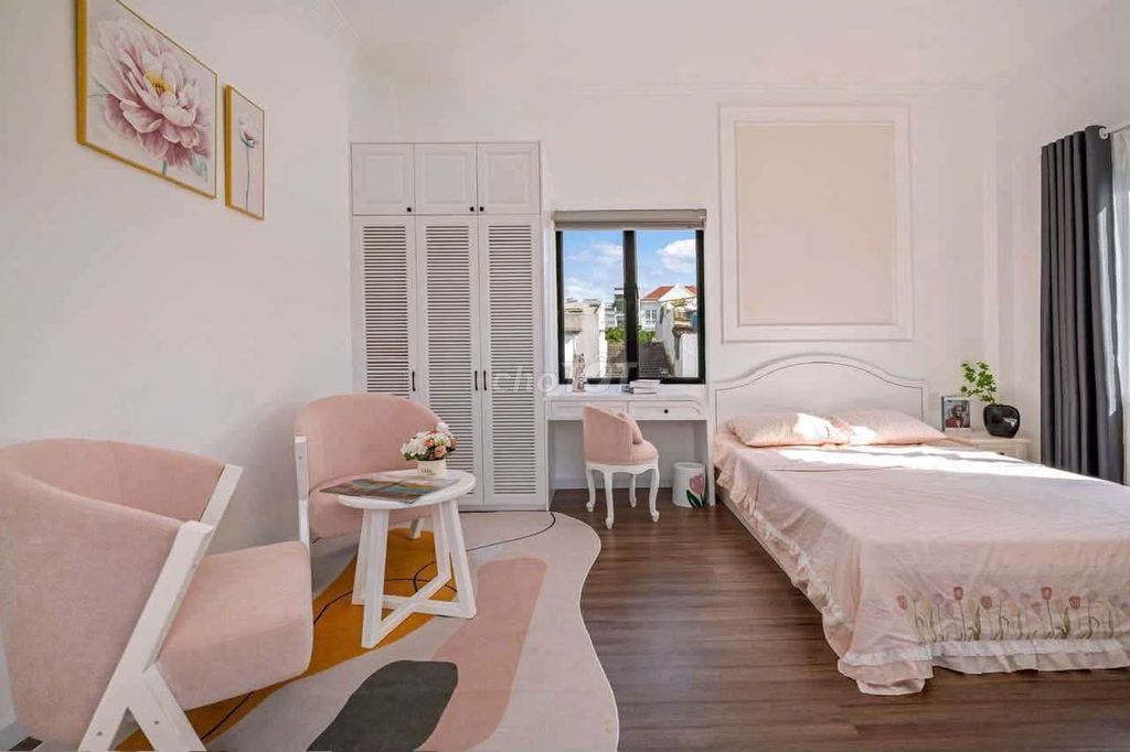 Furnished 3-bedroom house off Lý Tự Trọng in the city centre — photo 11