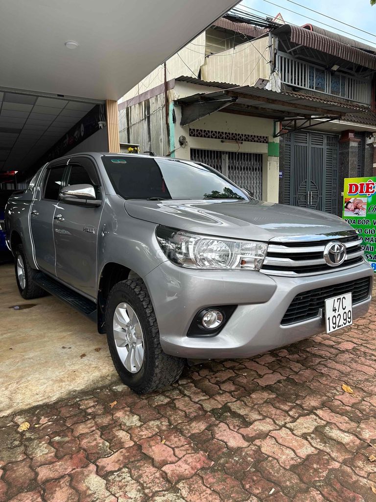 Toyota Hilux 2018 2.4G 4x4 MT - Hàng hiếm. Mua bán Ô tô tại Thành phố Buôn Ma Thuột Đắk Lắk được đăng bởi Trương Thanh hình 2