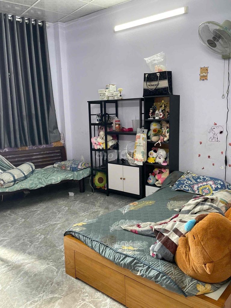 Nhà Quận 12 Đối diện Gò Vấp 4 tầng giá rẻ. Mua bán Nhà ở tại Quận 12 Tp Hồ Chí Minh được đăng bởi Trương Thị Thuỷ hình 5