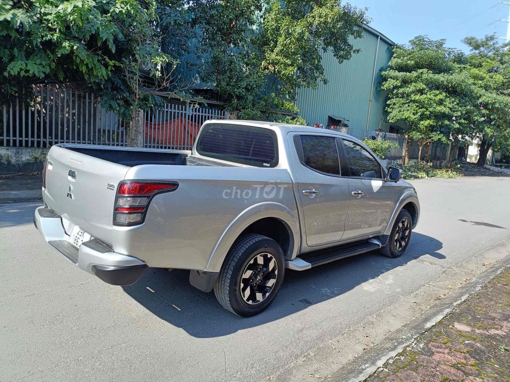 Triton Mivec tự động 2 cầu 2017. Mua bán Ô tô tại Quận Hà Đông Hà Nội được đăng bởi Hiệp Xoăn Hà Đông hình 7