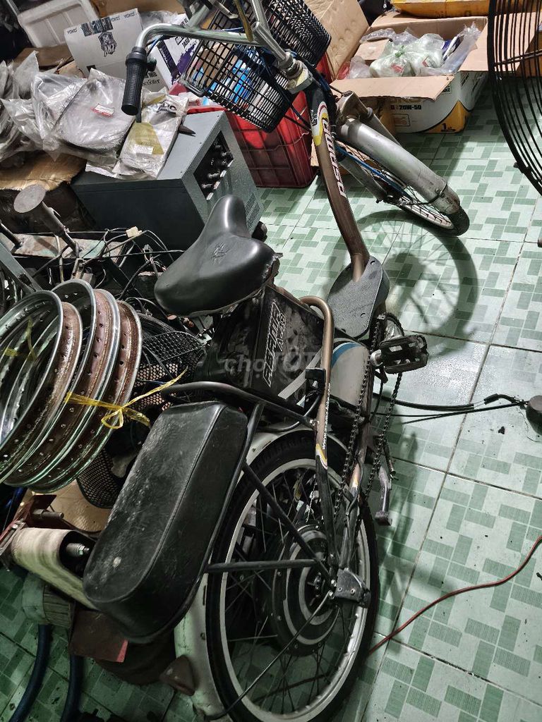 Cần thanh lý xác xe đạp điện như hình. Mua bán Xe điện tại Thành phố Thủ Dầu Một Bình Dương được đăng bởi Hoàng  hình 1