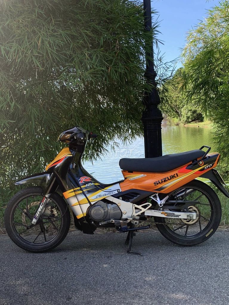 Satria 2000 , máy full 120 , 5 và 6 số ( tùy xe ). Mua bán Xe máy tại Thành phố Huế Thừa Thiên Huế được đăng bởi Bình Minh hình 2