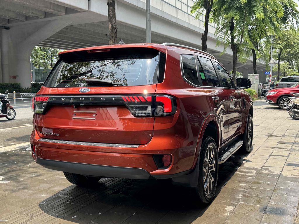 CẦN BÁN FORD EVEREST TITANMIUM 4x2 MODEL 2023. Mua bán Ô tô tại Quận Bắc Từ Liêm Hà Nội được đăng bởi Mr PHÁT THÁI HÀ AUTO hình 5
