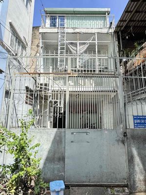 Nhà cũ tiện xây mới hoặc sửa chữa, Phan Đình Phùng Phú Nhuận 100m chỉ