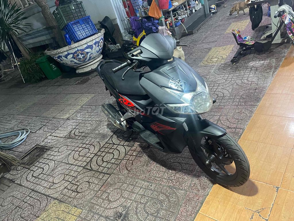 Honda Ab 110 đỏ đen,Bstp đời 2008,xe đẹp gtdd. Mua bán Xe máy tại Quận Bình Thạnh Tp Hồ Chí Minh được đăng bởi nguyễn hoàng thiện  hình 2