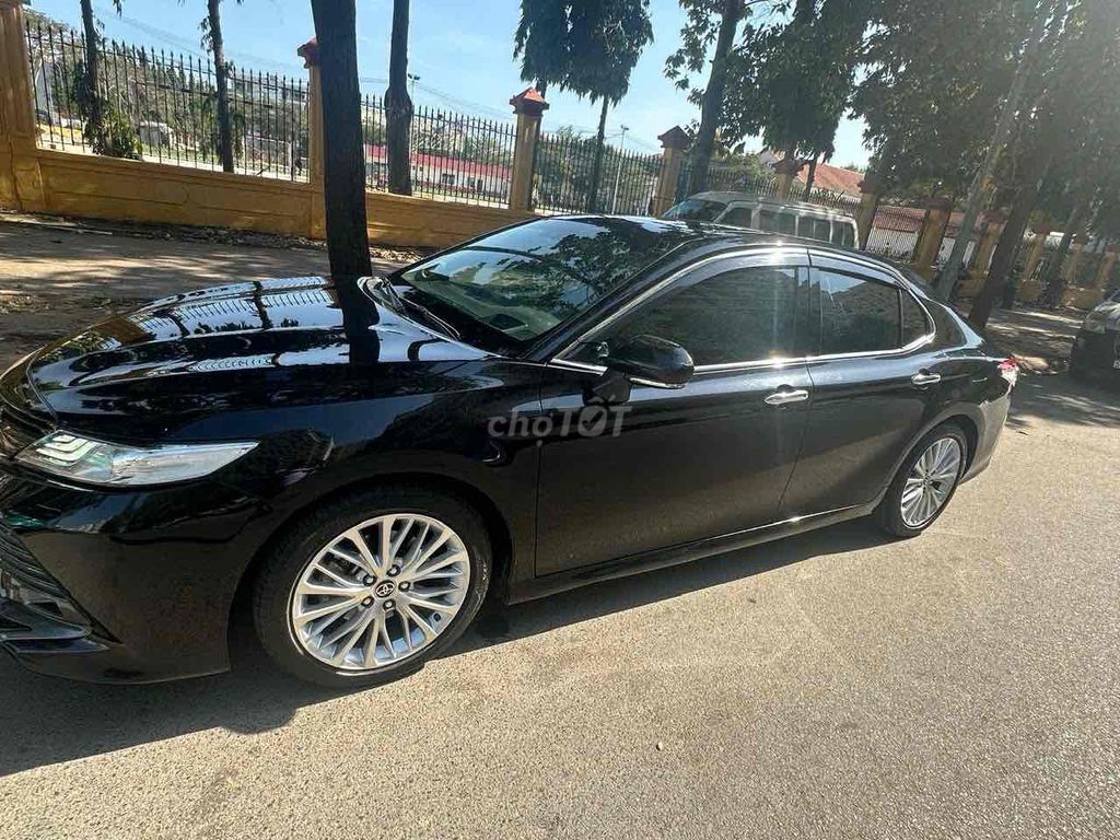 Toyota Camry 2021 2.5Q - 82000 km. Mua bán Ô tô tại Thành phố Thủ Đức Tp Hồ Chí Minh được đăng bởi Phan Hữu Hiếu hình 3