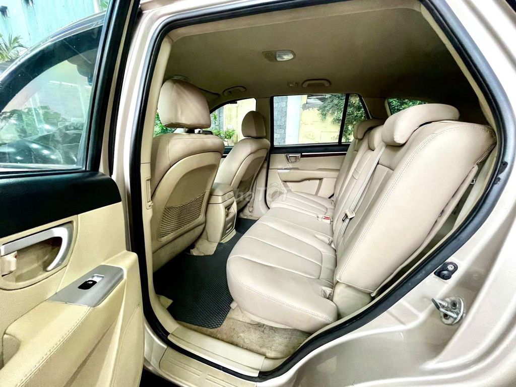Hyundai Santa Fe 2009 2.7L. Mua bán Ô tô tại Quận 1 Tp Hồ Chí Minh được đăng bởi Khoi Le hình 4