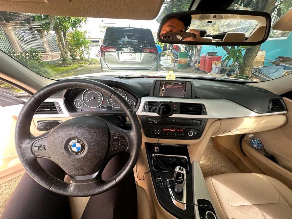 BMW 3 Series 2014 320i - 88000 km. Mua bán Ô tô tại Thành phố Thủ Đức Tp Hồ Chí Minh được đăng bởi Trường Nguyễn hình 2