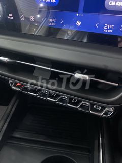 VinFast VF7 2025 S. Mua bán Ô tô tại Quận Hải Châu Đà Nẵng được đăng bởi Hoang Tan hình 10