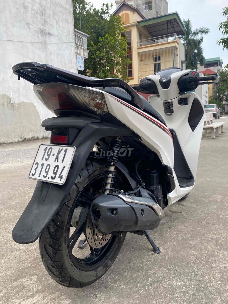 SH 125i, CBS 2018 cần bán gấp. Mua bán Xe máy tại Quận Hà Đông Hà Nội được đăng bởi Phongvan hình 3