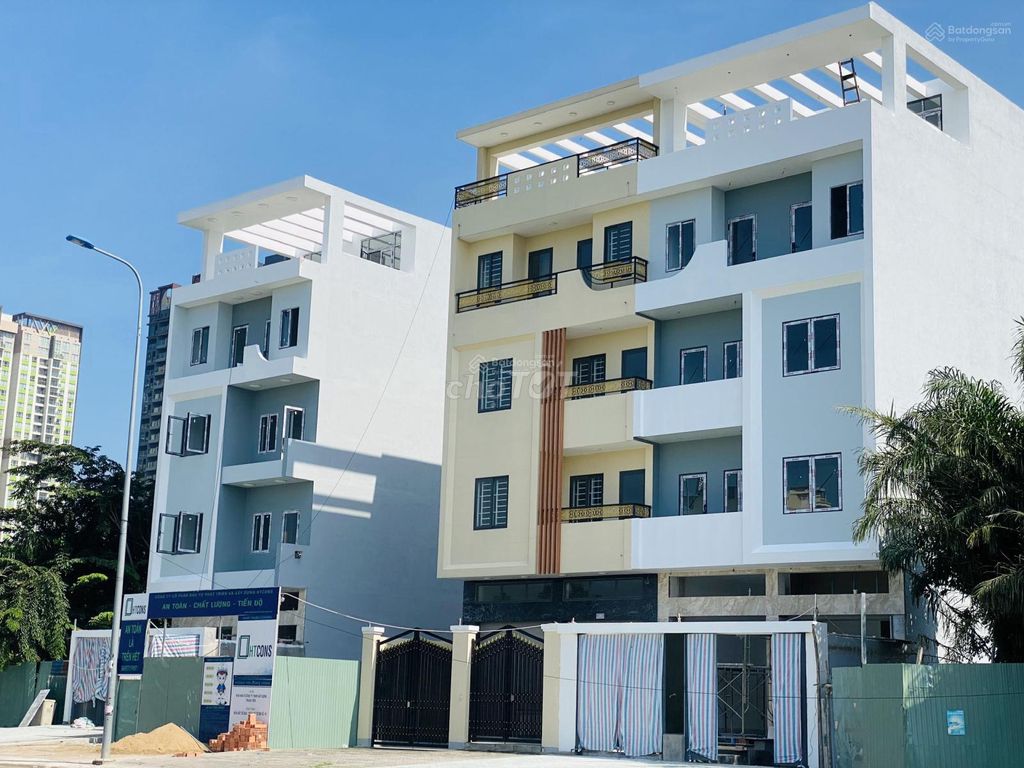 Аренда · 10 комн. · 110 м² · Thành phố Thủ Đức, ул. Trương Văn Bang
