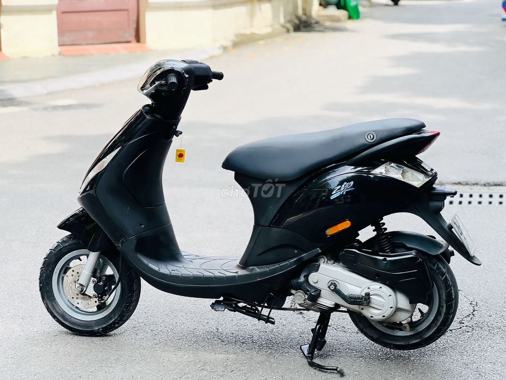 PIAGGIO ZIP 100 MÀU ĐEN NGUYÊN BẢN BIỂN HÀ NỘI. Mua bán Xe máy tại Quận Cầu Giấy Hà Nội được đăng bởi Mai Khôi Nguyên hình 7
