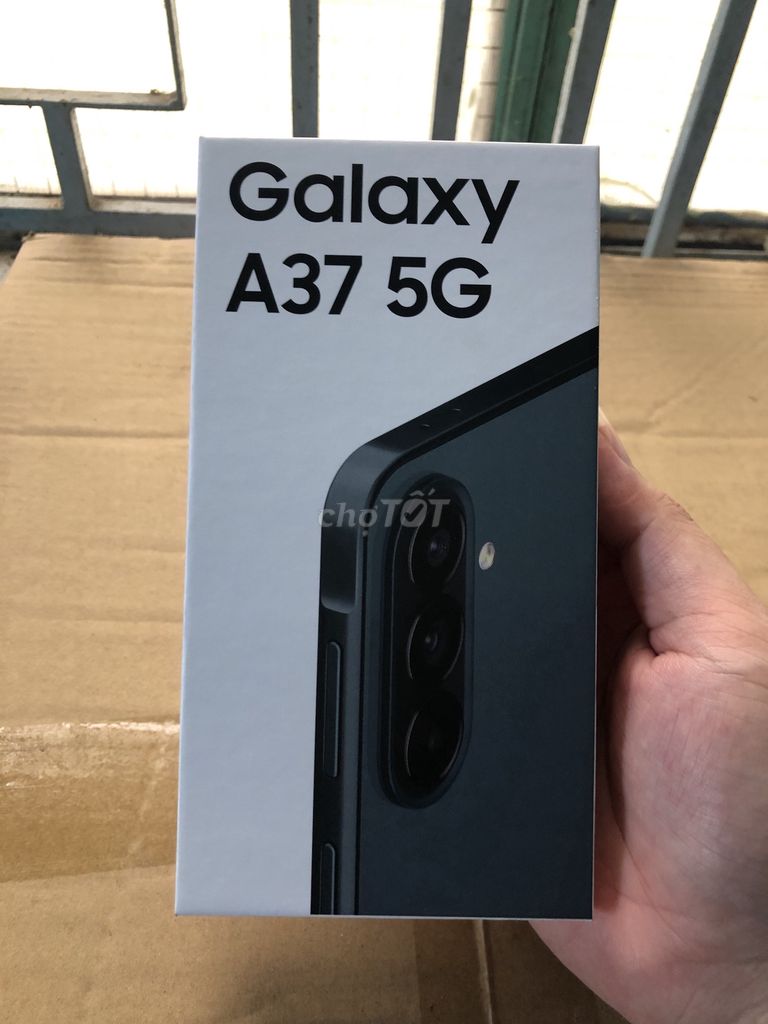 Newseal Samsung Galaxy A37 5G 8GB/128GB Xanh Lá. Mua bán Điện thoại tại Thành phố Thủ Đức Tp Hồ Chí Minh được đăng bởi Giang Công hình 1
