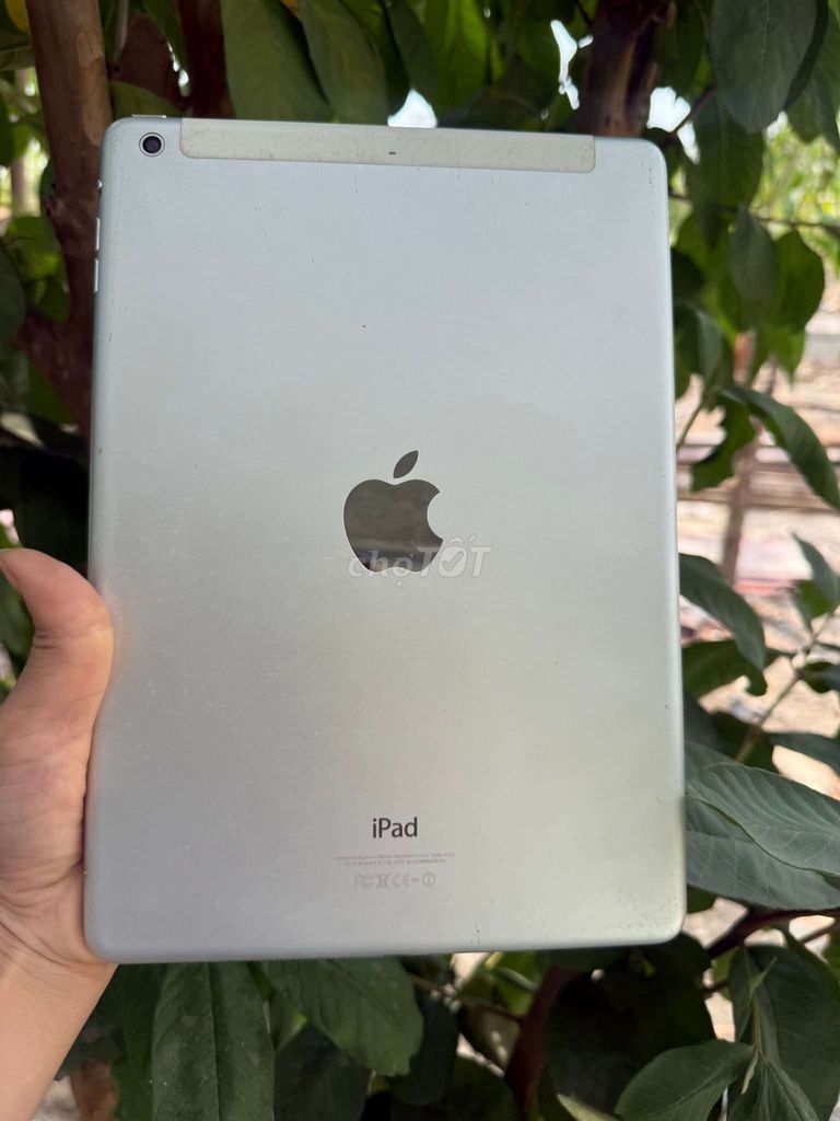 Apple iPad Bạc Đã qua sử dụng. Mua bán Máy tính bảng tại Huyện Nhơn Trạch Đồng Nai được đăng bởi lương Đức  hình 1