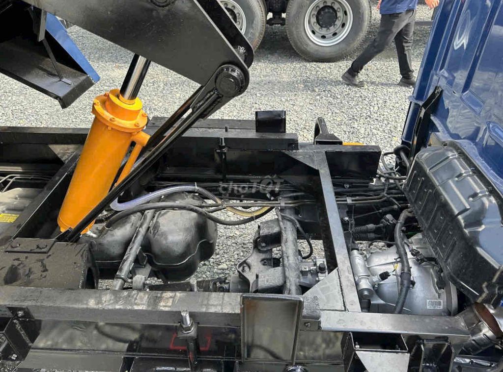 Ben 2,4 Khối giá siêu hời. Mua bán Xe tải, xe ben tại Huyện Châu Thành A Hậu Giang được đăng bởi Anh Kiệt  hình 6