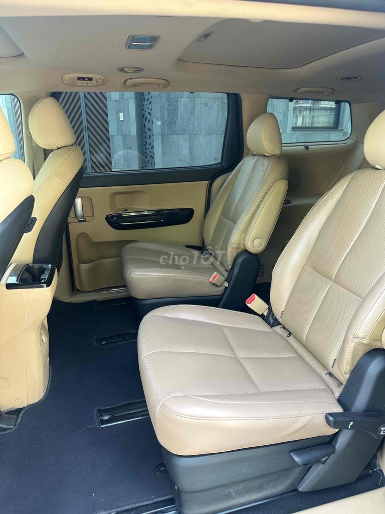 Kia Sedona Platinum D Chính chủ. Mua bán Ô tô tại Quận 12 Tp Hồ Chí Minh được đăng bởi Diễm Phúc hình 9