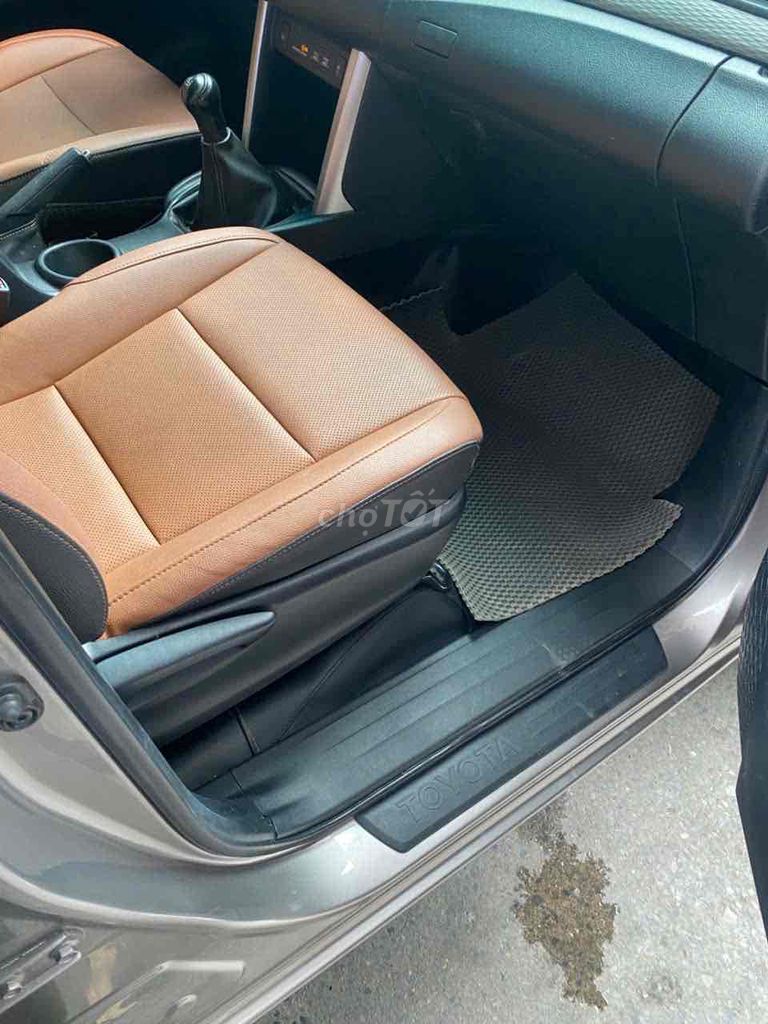 Toyota Innova 2017 2.0V - 999999 km. Mua bán Ô tô tại Quận Hai Bà Trưng Hà Nội được đăng bởi Nguyễn Ngọc hình 1