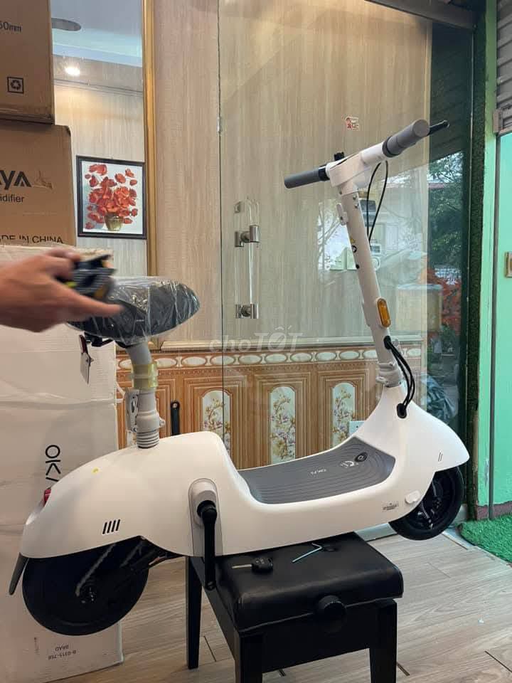Xe điện gấp gọn OKAI EA10 màu trắng. Mua bán Xe điện tại Quận 5 Tp Hồ Chí Minh được đăng bởi Bảo Huỳnh Vĩnh hình 2
