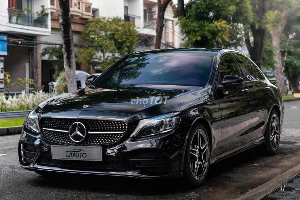 Mercedes C300 AMG 2019. Mua bán Ô tô tại Quận 7 Tp Hồ Chí Minh được đăng bởi Tiền Bùi LONGANH  hình 3