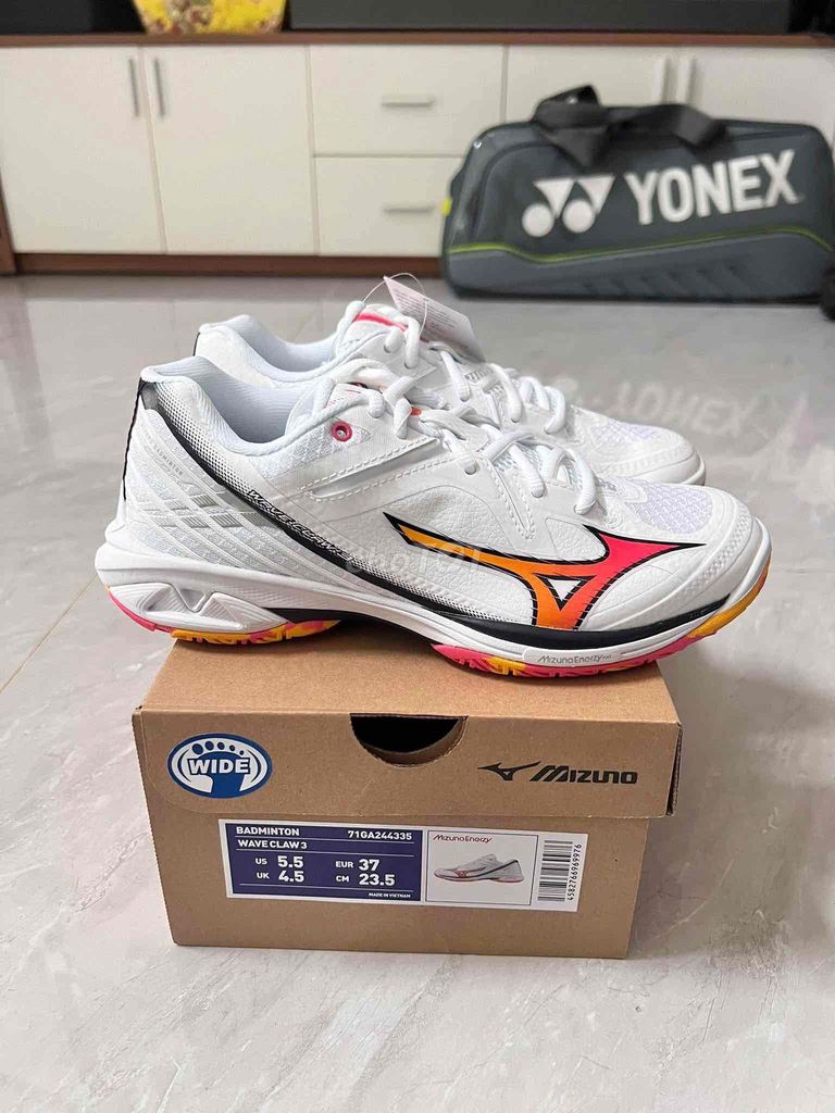 Pass đôi mizuno wave claw 3 ( có trầy nhẹ phần xôp. Mua bán Giày dép tại Huyện Ea H'leo Đắk Lắk được đăng bởi Nguyễn Quỳnh hình 1