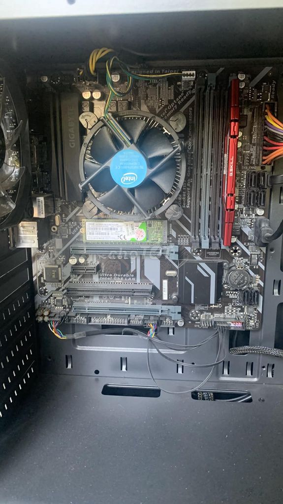 Combo Main chip Gigabyte B360M-D3H i5-8600K. Mua bán Linh kiện (RAM, Card...) tại Quận Cẩm Lệ Đà Nẵng được đăng bởi PC GAMING ĐÀ NẴNG QUỐC KỲ COMPUTER hình 1