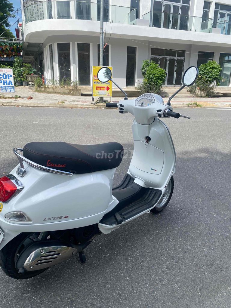 Chính chủ cần bán xe Vespa 3vie máy rin êm chạy ng. Mua bán Xe máy tại Quận Liên Chiểu Đà Nẵng được đăng bởi Nam hình 4