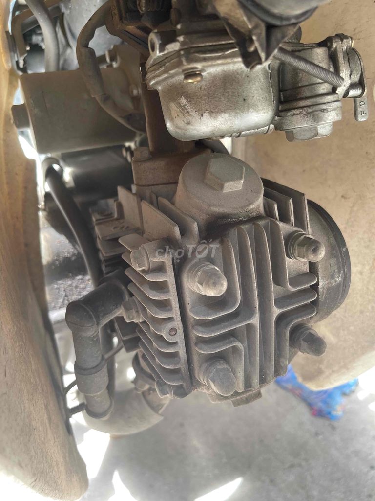 Em Bán Cúp 50cc 2018 Nguyên Zin Êm Ru Biển 29. Mua bán Xe máy tại Quận Hoàng Mai Hà Nội được đăng bởi Tuấn Giang hình 5