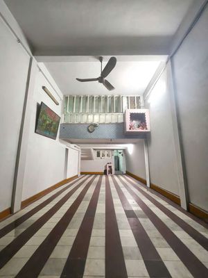 Rent · 1 bd · 80 м² · Quận 5, ул. Đường Chiêu Anh Các