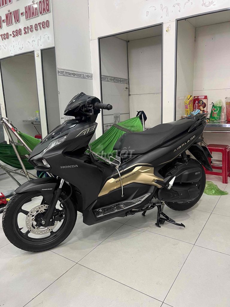 Honda Air Blade 125 Đen nhám. Mua bán Xe máy tại Huyện Trảng Bom Đồng Nai được đăng bởi cửa hàng xe máy Trần Sơn  hình 4