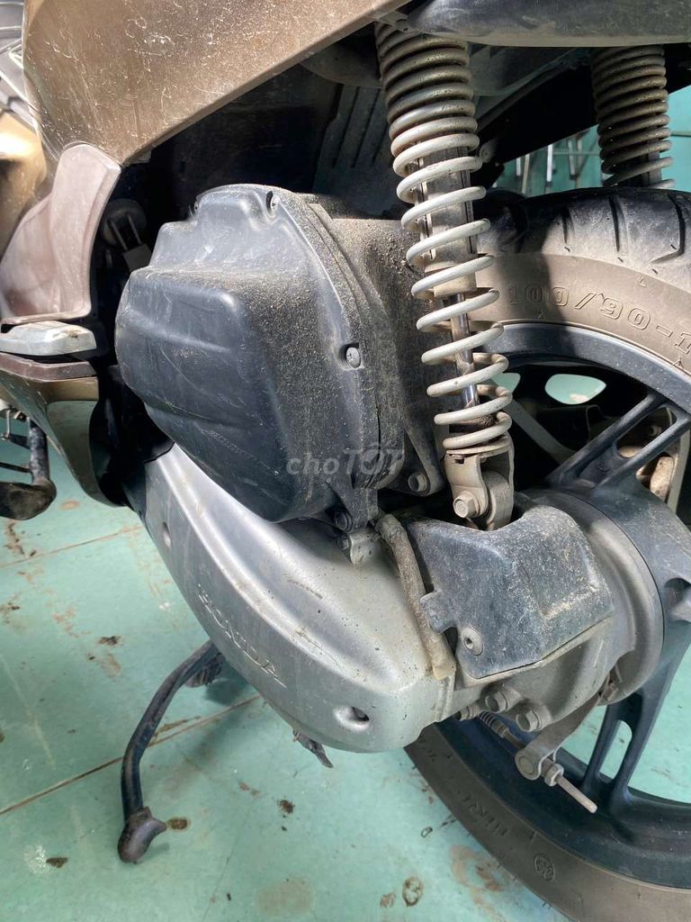 Honda PCX 2012 màu Nâu. Mua bán Xe máy tại Quận Ô Môn Cần Thơ được đăng bởi Cty an tinh phát dat hình 10