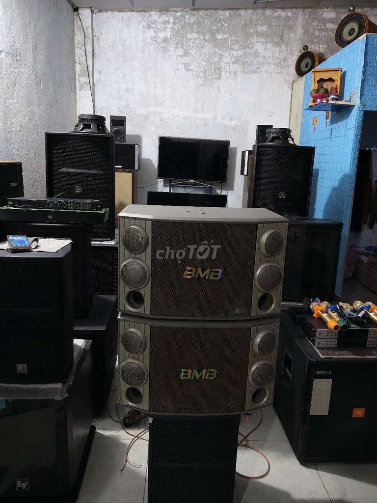 Loa karaoke BMB BAS 30 Xám. Mua bán Tivi, Âm thanh tại Thành phố Vũng Tàu Bà Rịa - Vũng Tàu được đăng bởi âm thanh trường vũ hình 1