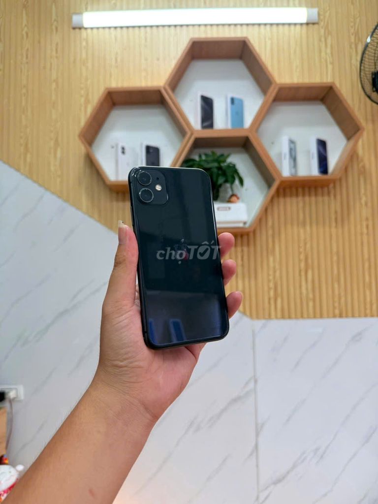 iPhone 11 128GB Đen Đã qua sử dụng. Mua bán Điện thoại tại Quận Thanh Khê Đà Nẵng được đăng bởi Cv Mobile hình 1