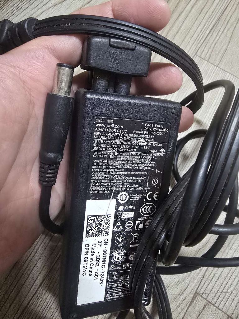 Sạc laptop Dell PA-12 Family Đen. Mua bán Phụ kiện (Màn hình, Chuột...) tại Quận Thanh Khê Đà Nẵng được đăng bởi Roney hình 1