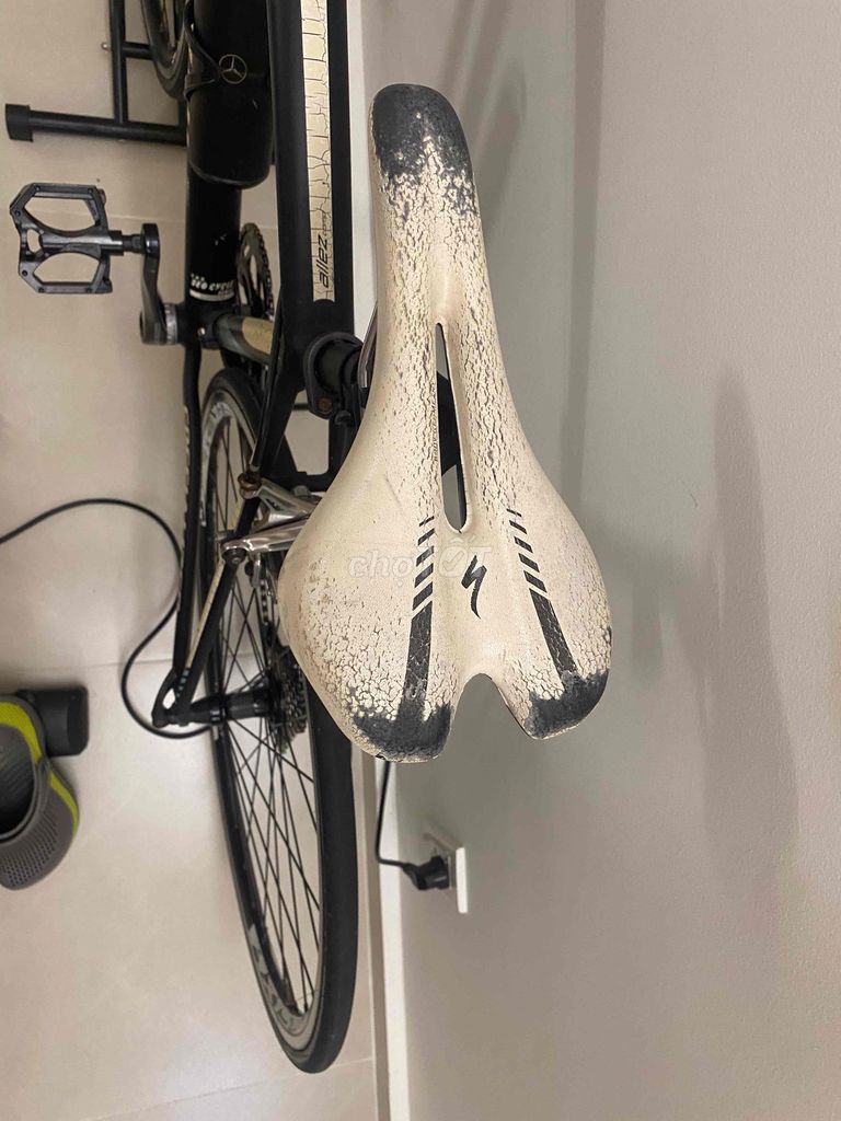 Xe đạp đua Specialized Allez Đen. Mua bán Xe đạp tại Quận 4 Tp Hồ Chí Minh được đăng bởi Mr Tuan hình 3