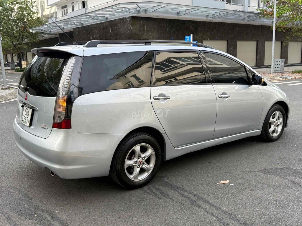 Mitsubishi Grandis 2006 2.4L Bạc. Mua bán Ô tô tại Thành phố Thủ Dầu Một Bình Dương được đăng bởi  Trung Tin Used Car hình 4