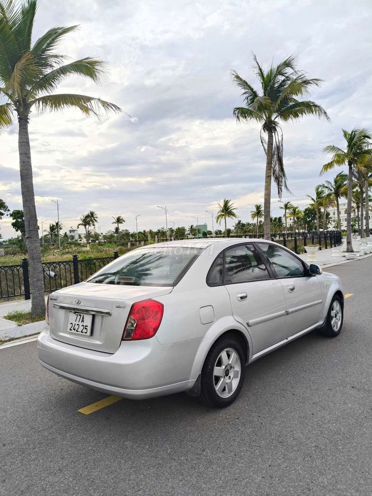 Bán Lacetti Max bản đủ máy 1.8 xe đẹp long lanh. Mua bán Ô tô tại Thị xã An Nhơn Bình Định được đăng bởi Đại Lộc  hình 2