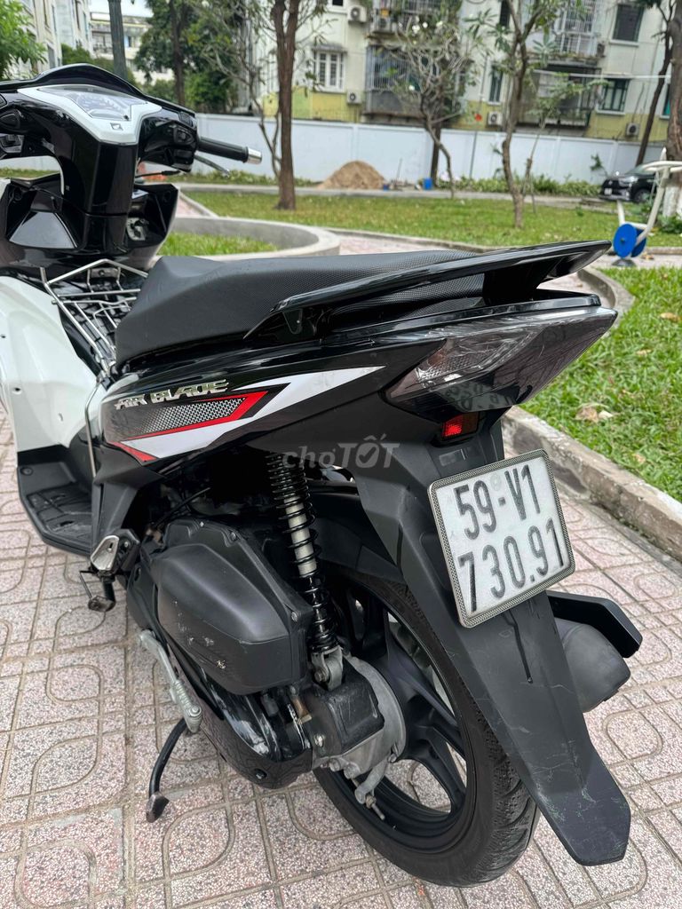 Honda Air Blade 125 2014 Bs Thành Phố. Mua bán Xe máy tại Quận Gò Vấp Tp Hồ Chí Minh được đăng bởi Cầm Đồ Cường Phát hình 3
