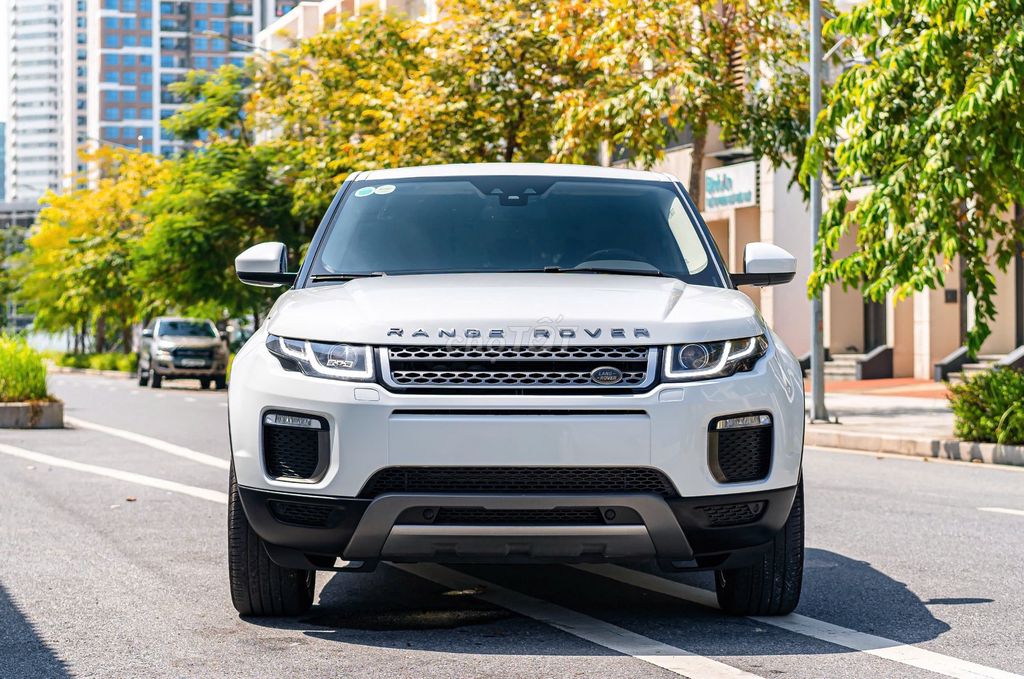 Range Rover Evoque  Sản xuất 2017. Mua bán Ô tô tại Quận Cầu Giấy Hà Nội được đăng bởi Quân Q Auto hình 1