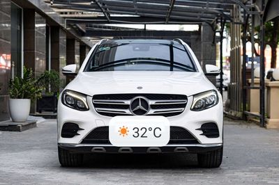 E cần bán mercedes glc300 sx 2018. Mua bán Ô tô tại Quận Đống Đa Hà Nội được đăng bởi NGUYỄN TẢO