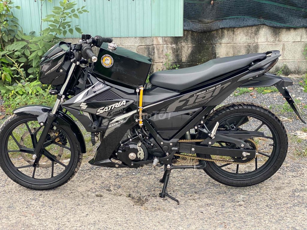 bán xe satria 9chủ máy pxl rớt đầu êm ru nhẹ xe. Mua bán Xe máy tại Huyện Củ Chi Tp Hồ Chí Minh được đăng bởi Minh Trung hình 3